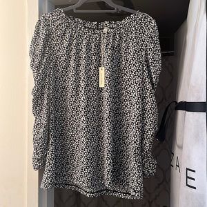 Max studio  3/4 long sleeve floral blouse